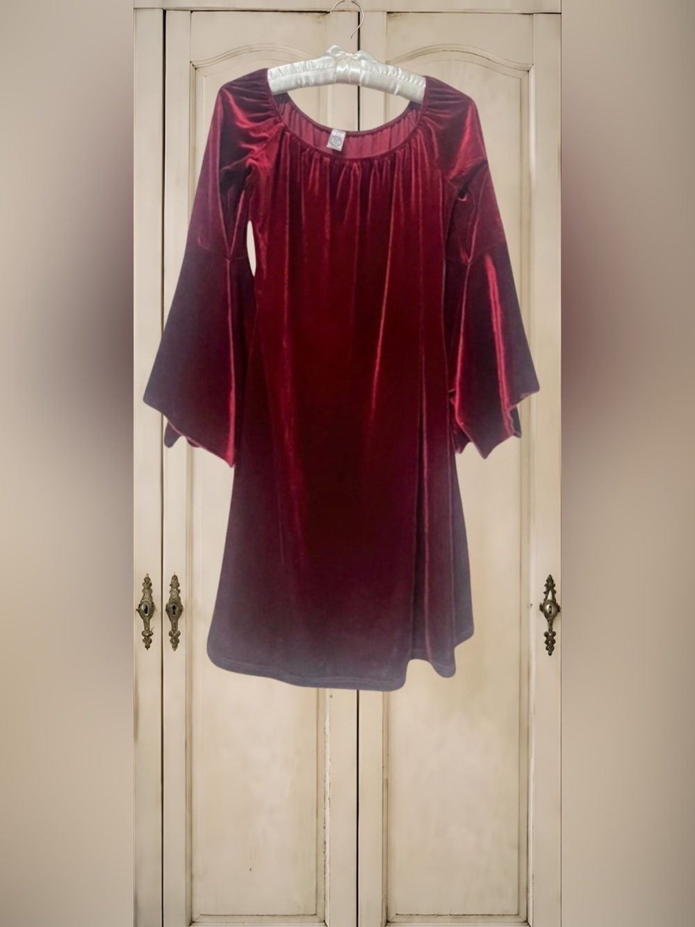 2B Together NWOT Burgundy Velvet Bell Sleeve Mini Dress Made in Los Angeles Med